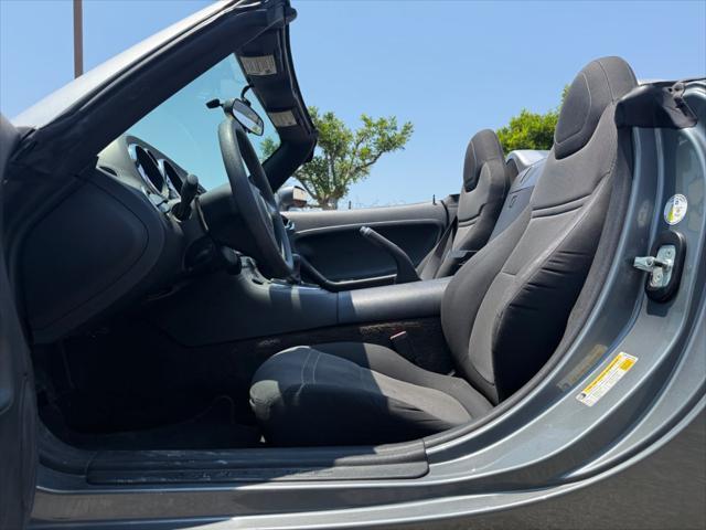 used 2006 Pontiac Solstice car, priced at $9,599
