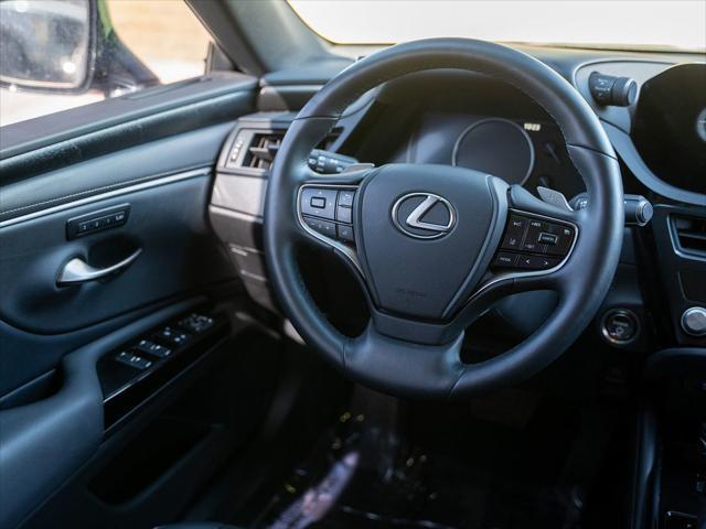 used 2023 Lexus ES 300h car, priced at $34,599