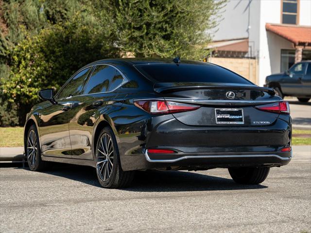 used 2023 Lexus ES 300h car, priced at $34,599