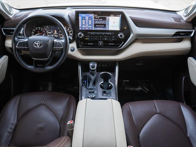 used 2020 Toyota Highlander car, priced at $34,899