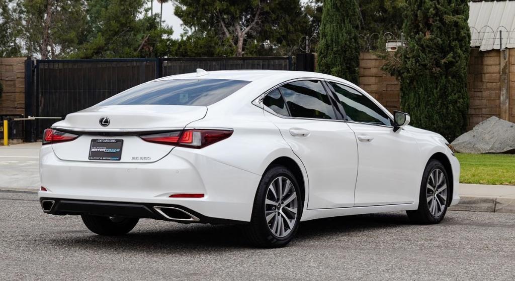 used 2019 Lexus ES 350 car, priced at $26,099