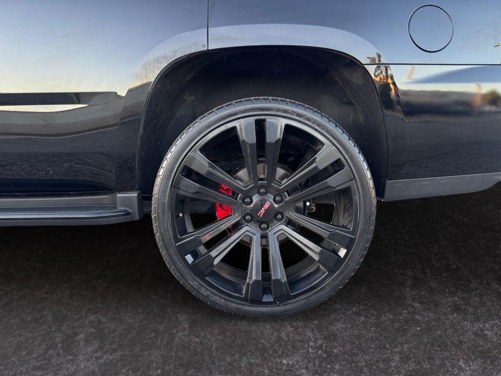 used 2019 GMC Yukon car, priced at $34,999