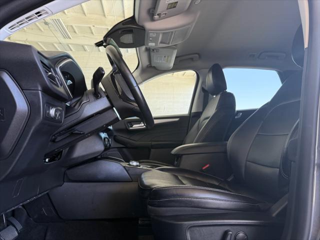 used 2022 Ford Escape car, priced at $18,299