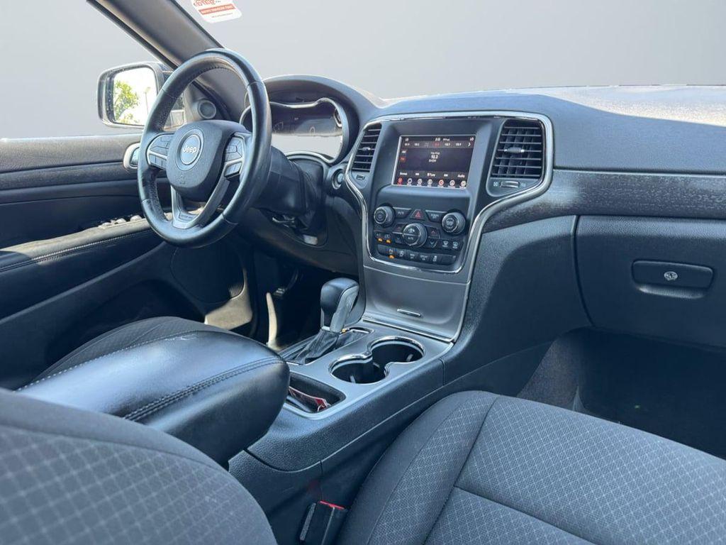 used 2018 Jeep Grand Cherokee car, priced at $17,899