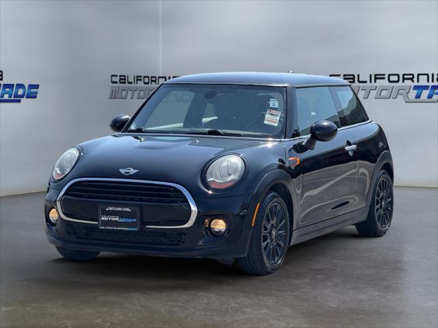 used 2018 MINI Hardtop car, priced at $13,499
