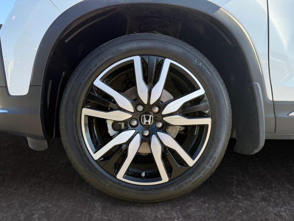 used 2022 Honda Pilot car, priced at $28,899