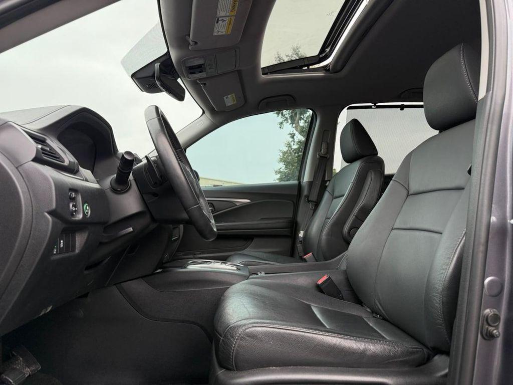 used 2022 Honda Pilot car, priced at $27,199