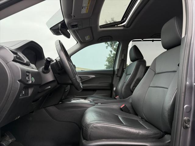 used 2022 Honda Pilot car, priced at $28,899