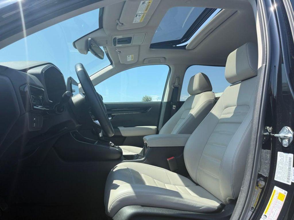 used 2025 Honda CR-V car, priced at $30,999
