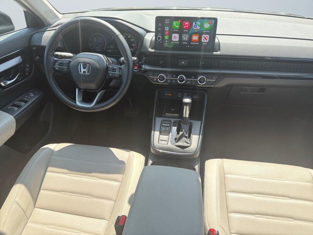 used 2025 Honda CR-V car, priced at $30,999