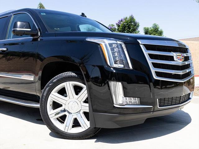 used 2016 Cadillac Escalade ESV car, priced at $32,699