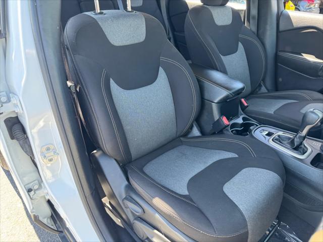 used 2016 Jeep Cherokee car, priced at $13,999