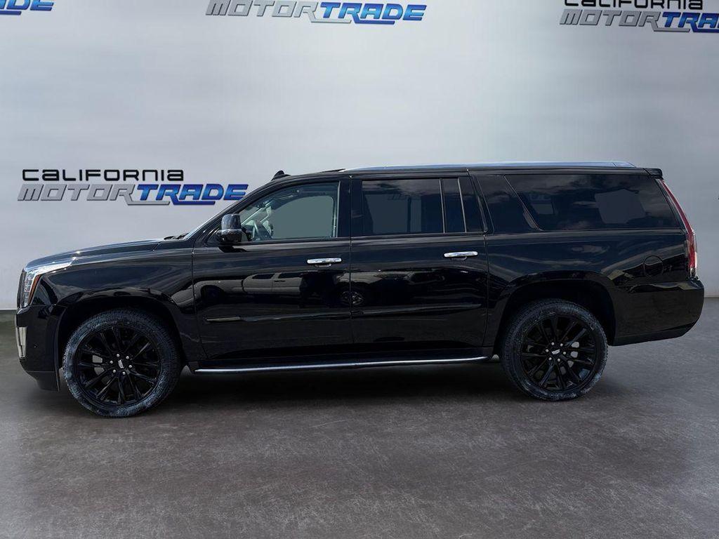 used 2020 Cadillac Escalade ESV car, priced at $43,999