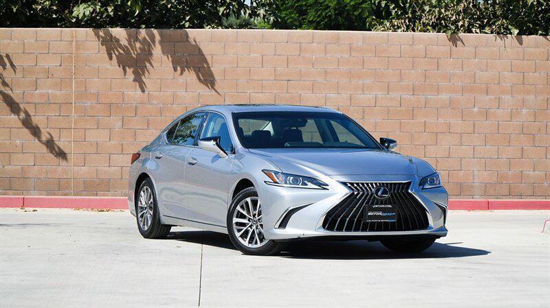 used 2024 Lexus ES 350 car, priced at $37,799