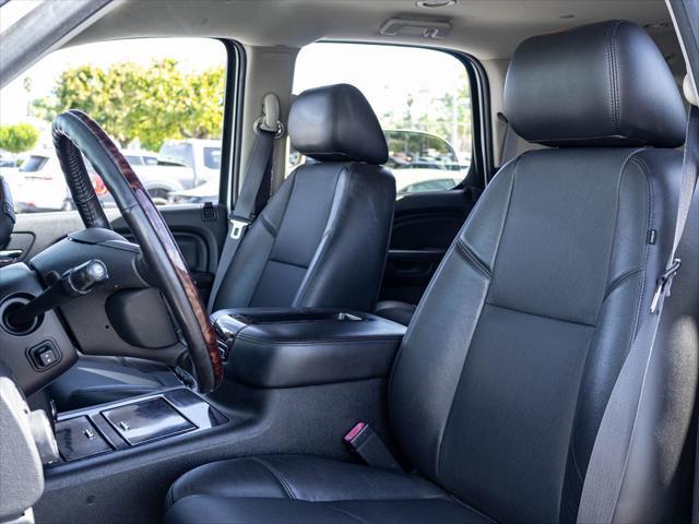 used 2014 GMC Yukon car, priced at $18,799