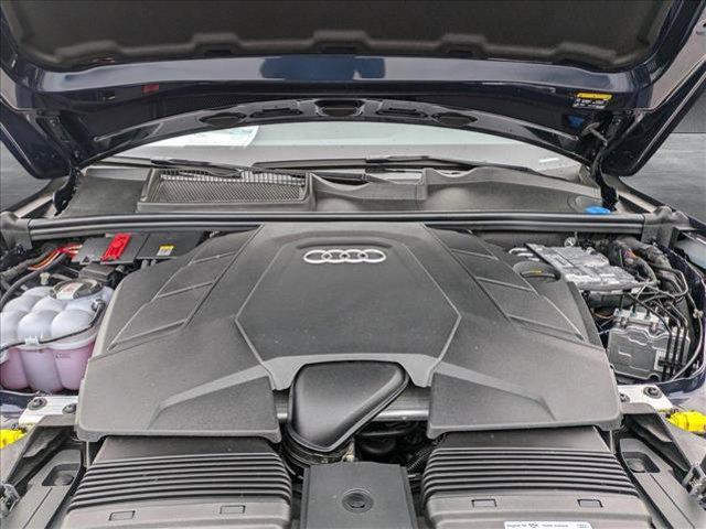 new 2025 Audi Q7 car, priced at $72,195