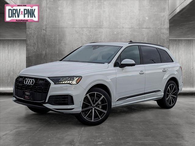 new 2024 Audi Q7 car, priced at $76,445