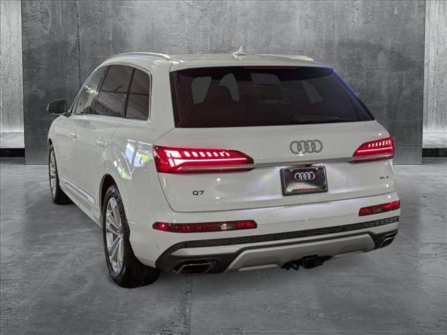 new 2025 Audi Q7 car, priced at $76,660