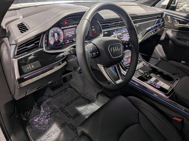 new 2025 Audi Q7 car, priced at $76,660