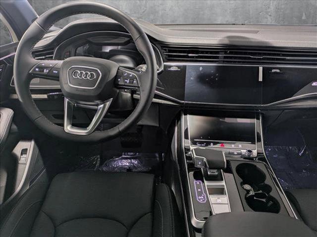 new 2025 Audi Q7 car, priced at $76,660