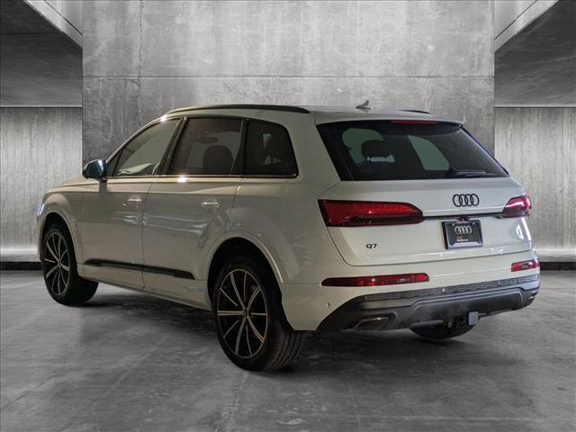 new 2025 Audi Q7 car, priced at $67,105