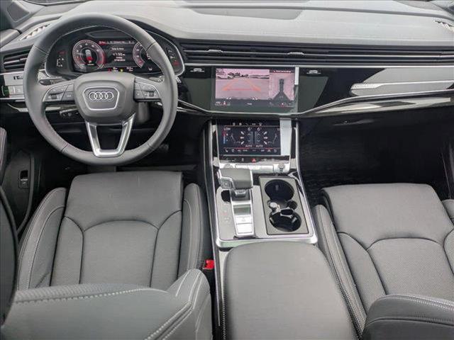 new 2025 Audi Q7 car, priced at $76,660
