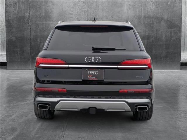 new 2025 Audi Q7 car, priced at $76,660