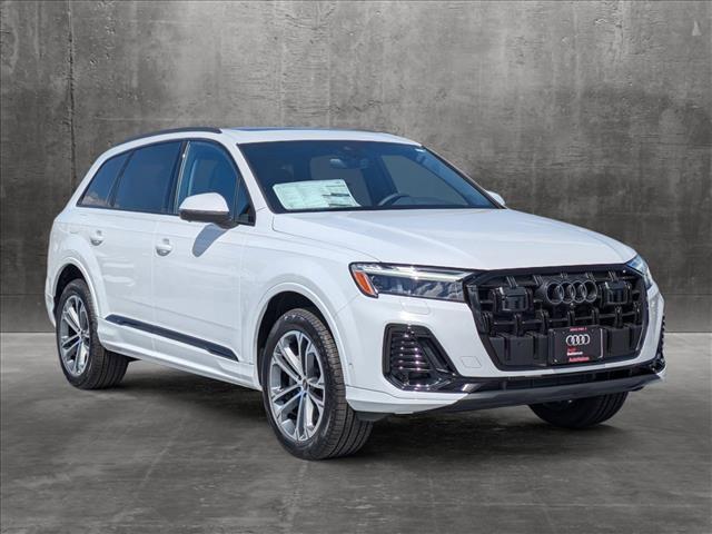 new 2025 Audi Q7 car, priced at $69,500