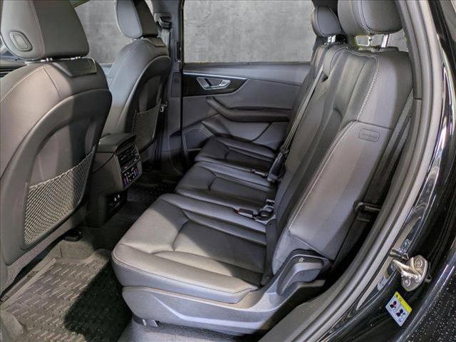 new 2025 Audi Q7 car, priced at $70,850