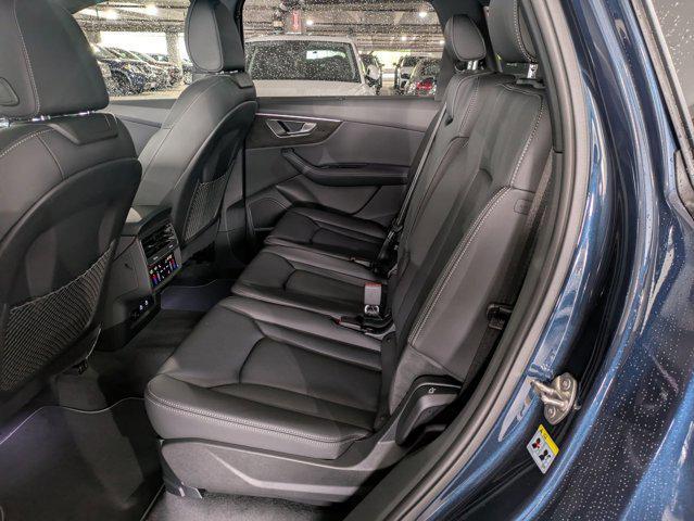 new 2025 Audi Q7 car, priced at $72,040