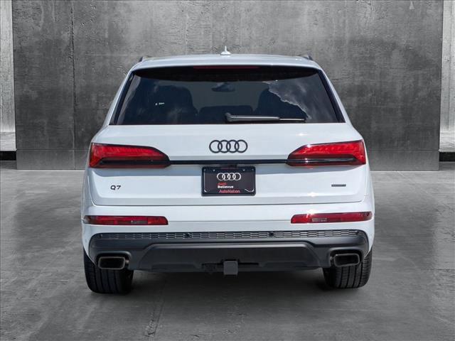 new 2025 Audi Q7 car, priced at $81,260