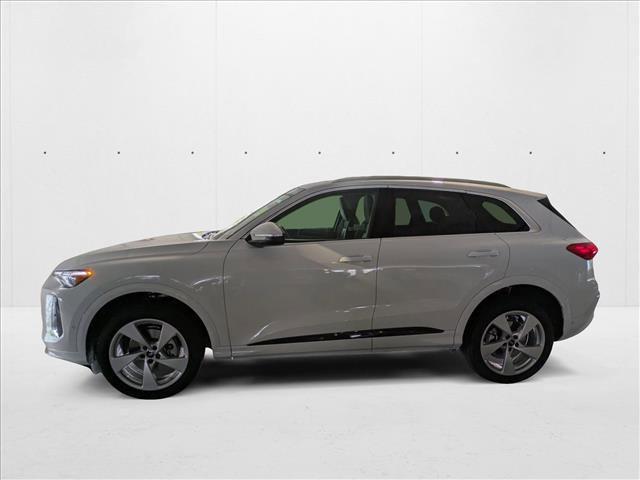 new 2025 Audi Q5 car, priced at $61,390