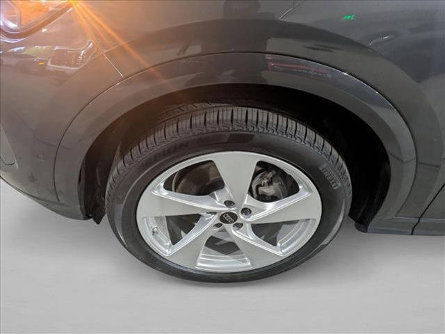 new 2025 Audi Q5 car, priced at $61,300