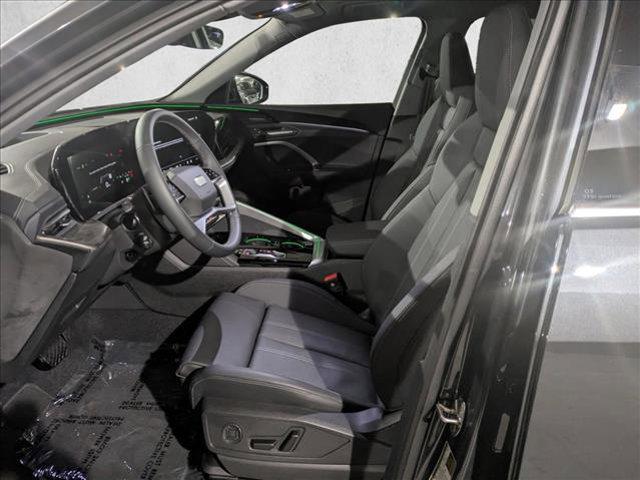 new 2025 Audi Q5 car, priced at $61,300