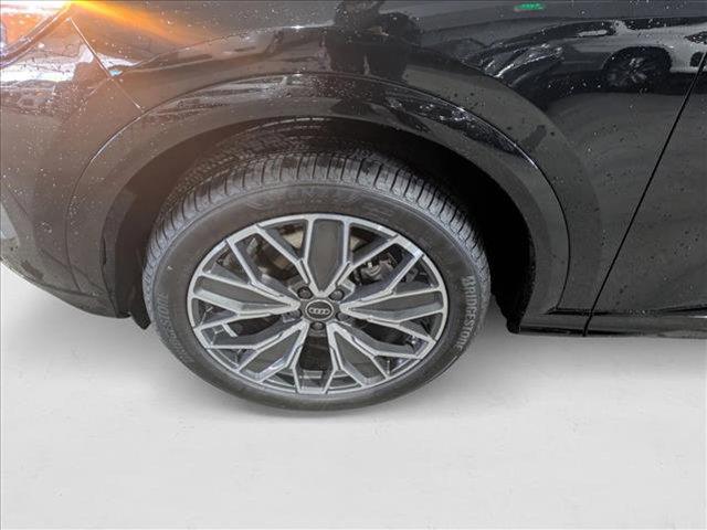 new 2025 Audi Q5 car, priced at $61,950