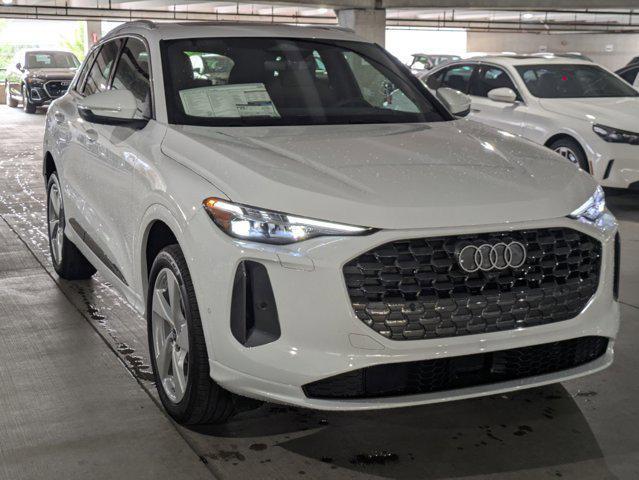new 2025 Audi Q5 car, priced at $60,975