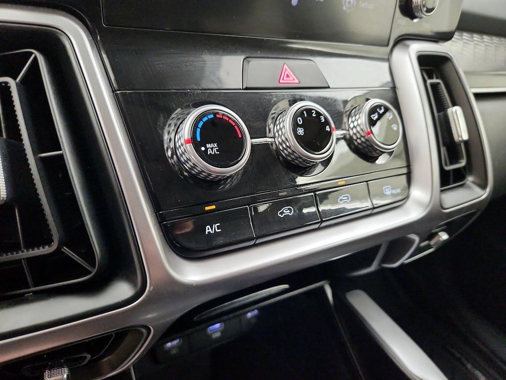 used 2023 Kia Sorento car, priced at $24,998