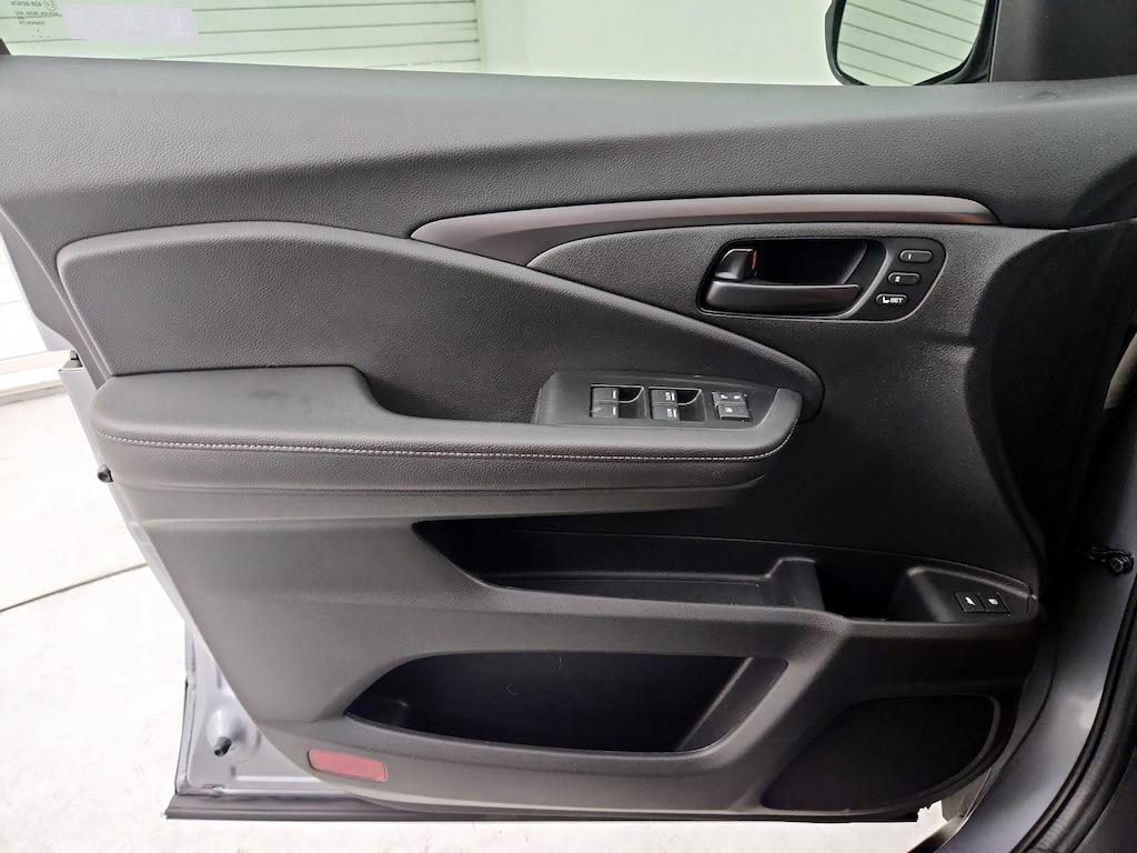 used 2022 Honda Passport car, priced at $32,998