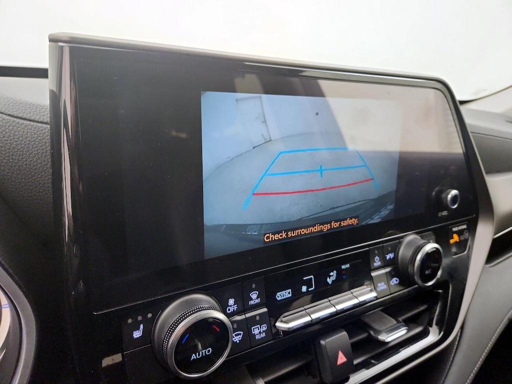 used 2023 Toyota Highlander Hybrid car, priced at $44,998