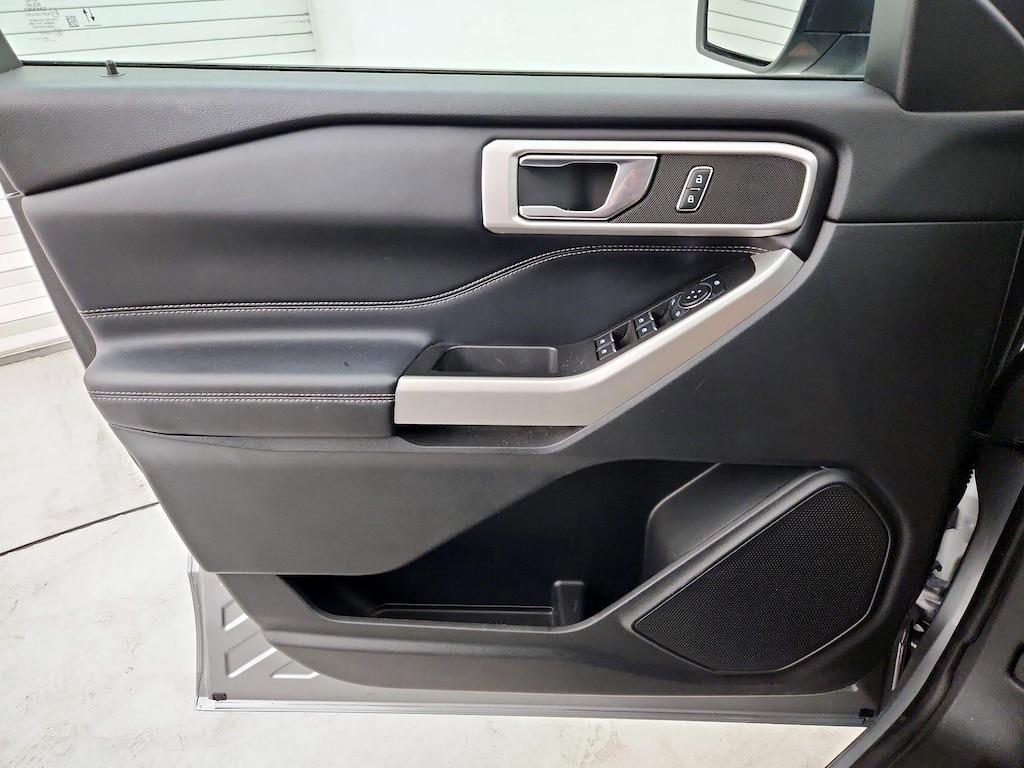 used 2022 Ford Explorer car, priced at $30,998