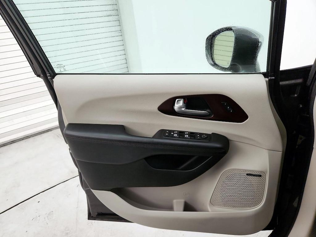 used 2017 Chrysler Pacifica car, priced at $21,998