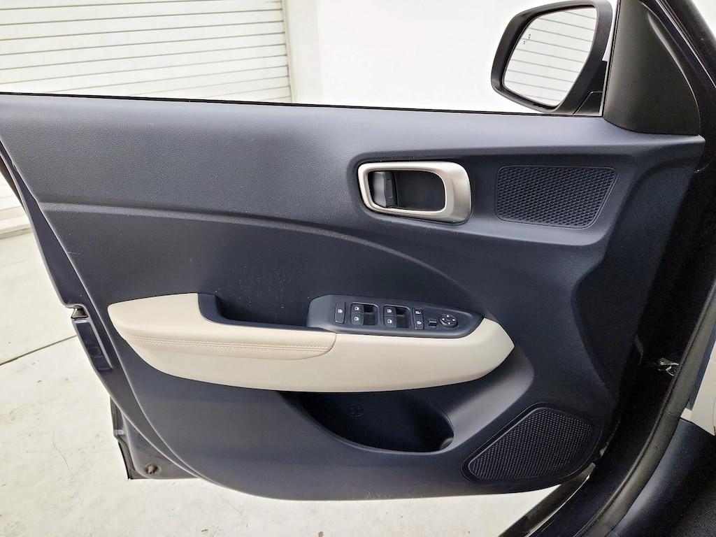 used 2022 Hyundai Venue car, priced at $19,998