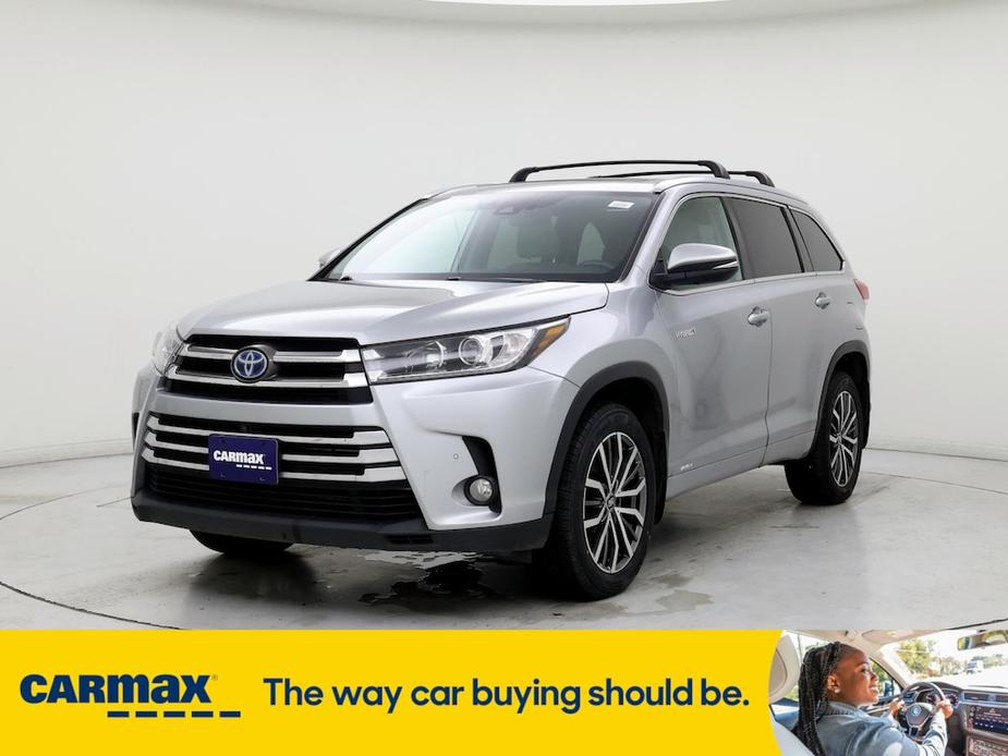 used 2018 Toyota Highlander Hybrid car, priced at $31,998