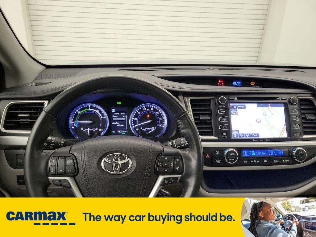 used 2018 Toyota Highlander Hybrid car, priced at $31,998