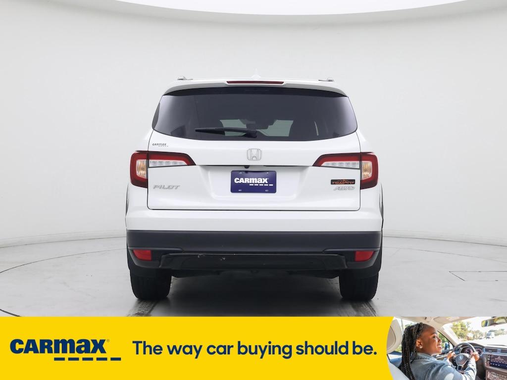 used 2022 Honda Pilot car, priced at $35,998