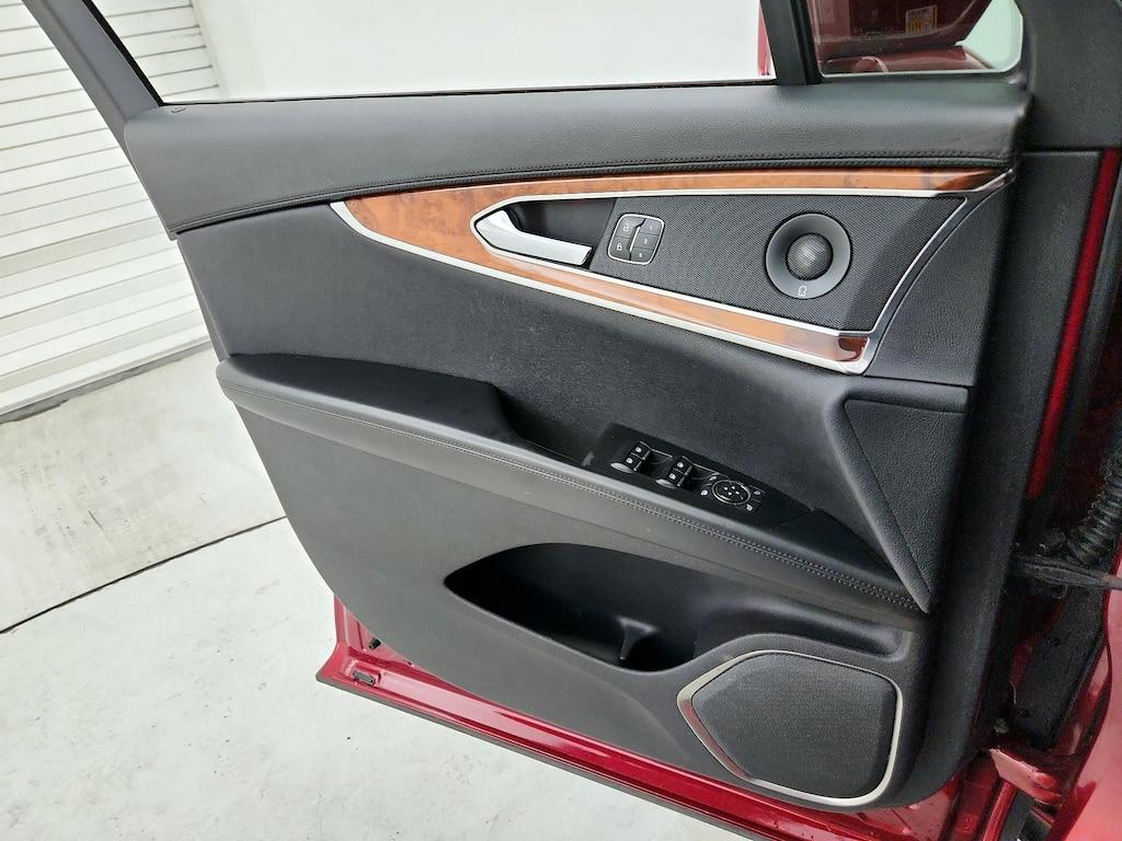 used 2019 Lincoln Nautilus car, priced at $26,998