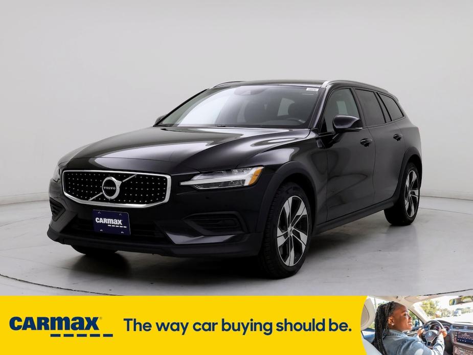 used 2020 Volvo V60 Cross Country car, priced at $31,998