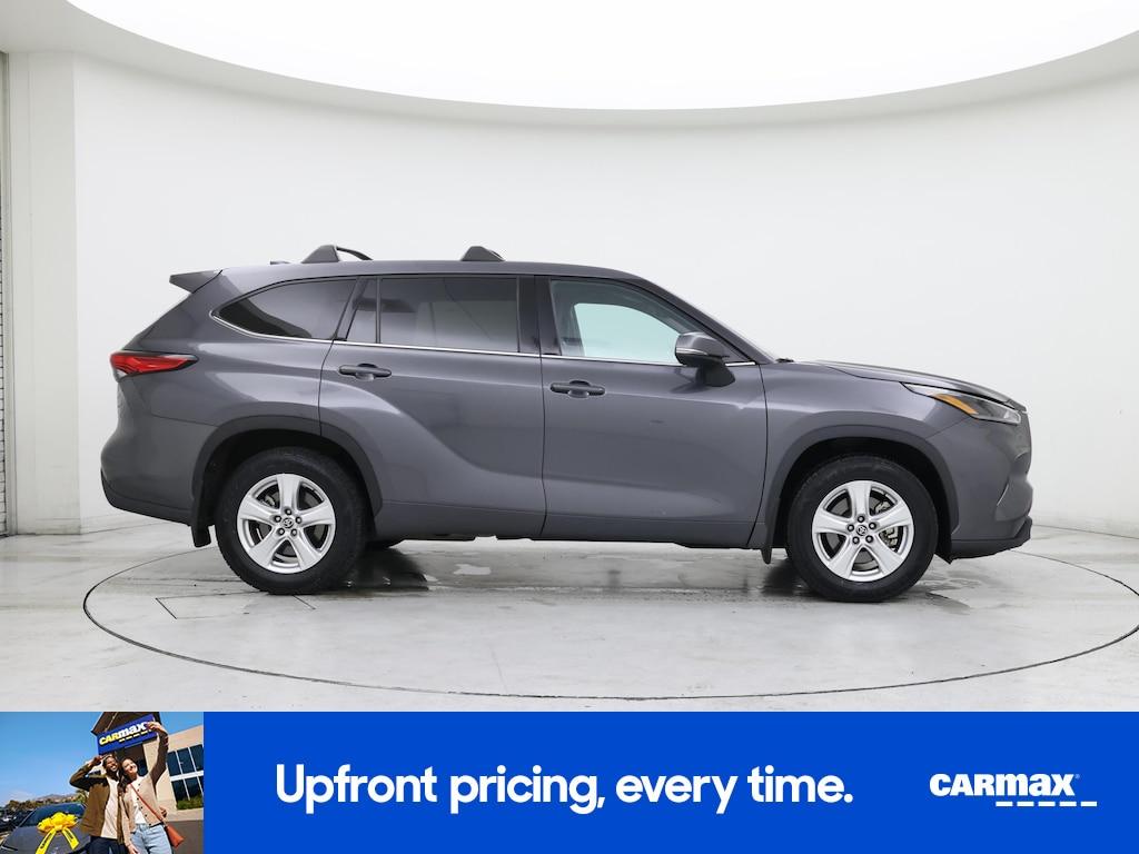 used 2021 Toyota Highlander car, priced at $25,998
