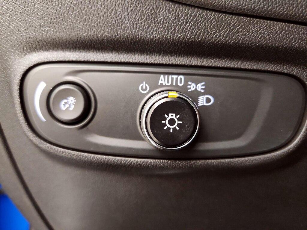 used 2024 Chevrolet Equinox car, priced at $30,998