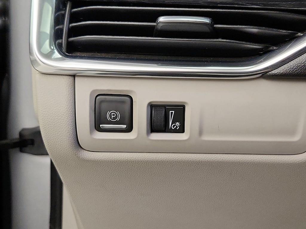 used 2019 Cadillac XT4 car, priced at $21,998
